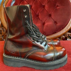 Men’s Grinders boots. Size UK 9 (US 10) Steel toe. Oxblood red.